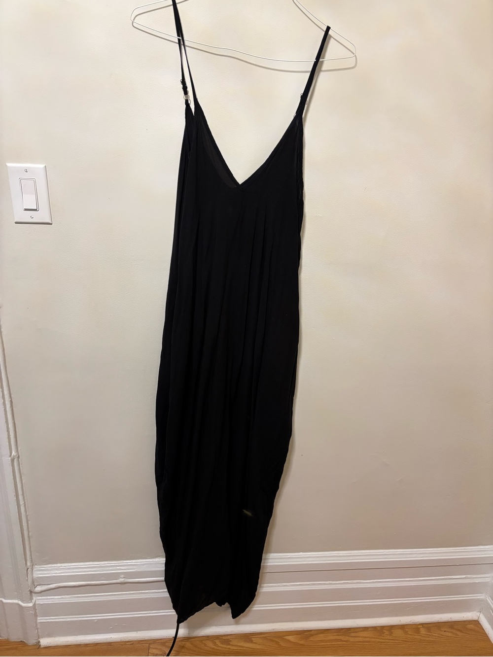 Casual black summer Élan maxi dress with pockets